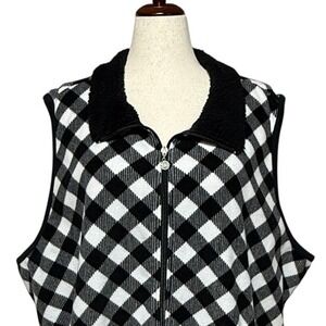 Catherines Vest Womens 4X Black White Buffalo Plaid Sherpa Collar Full Zip